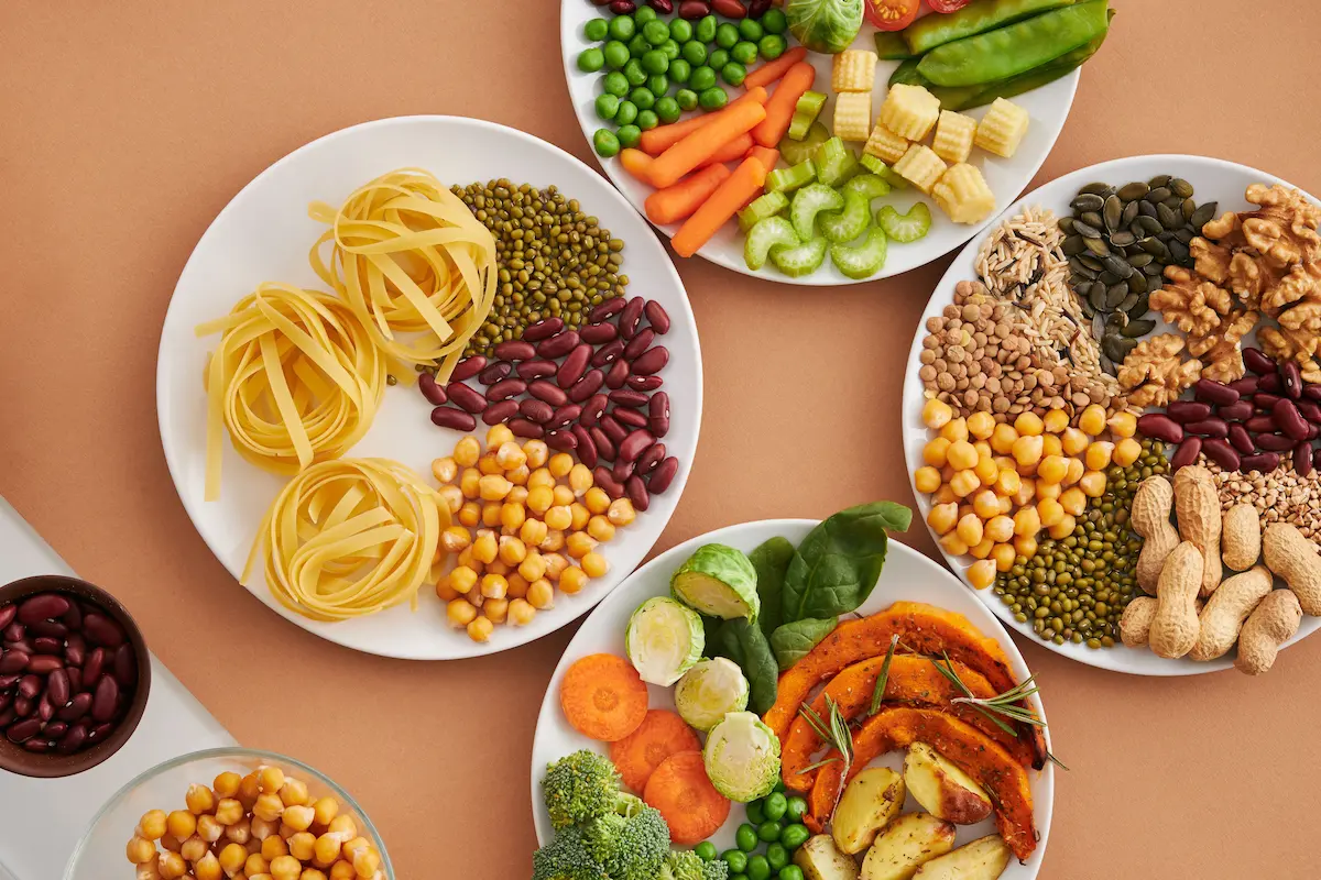 Illustrazione per: Il metodo del piatto: equilibrio senza contare le calorie